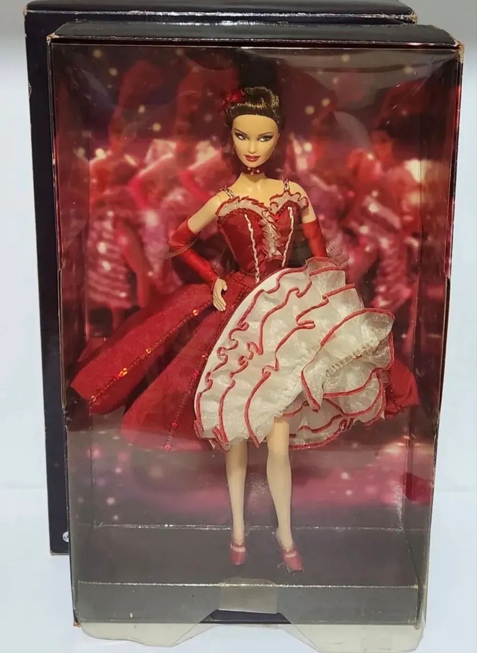 Boneca Barbie Moulin Rouge Gold Label - Foto 3