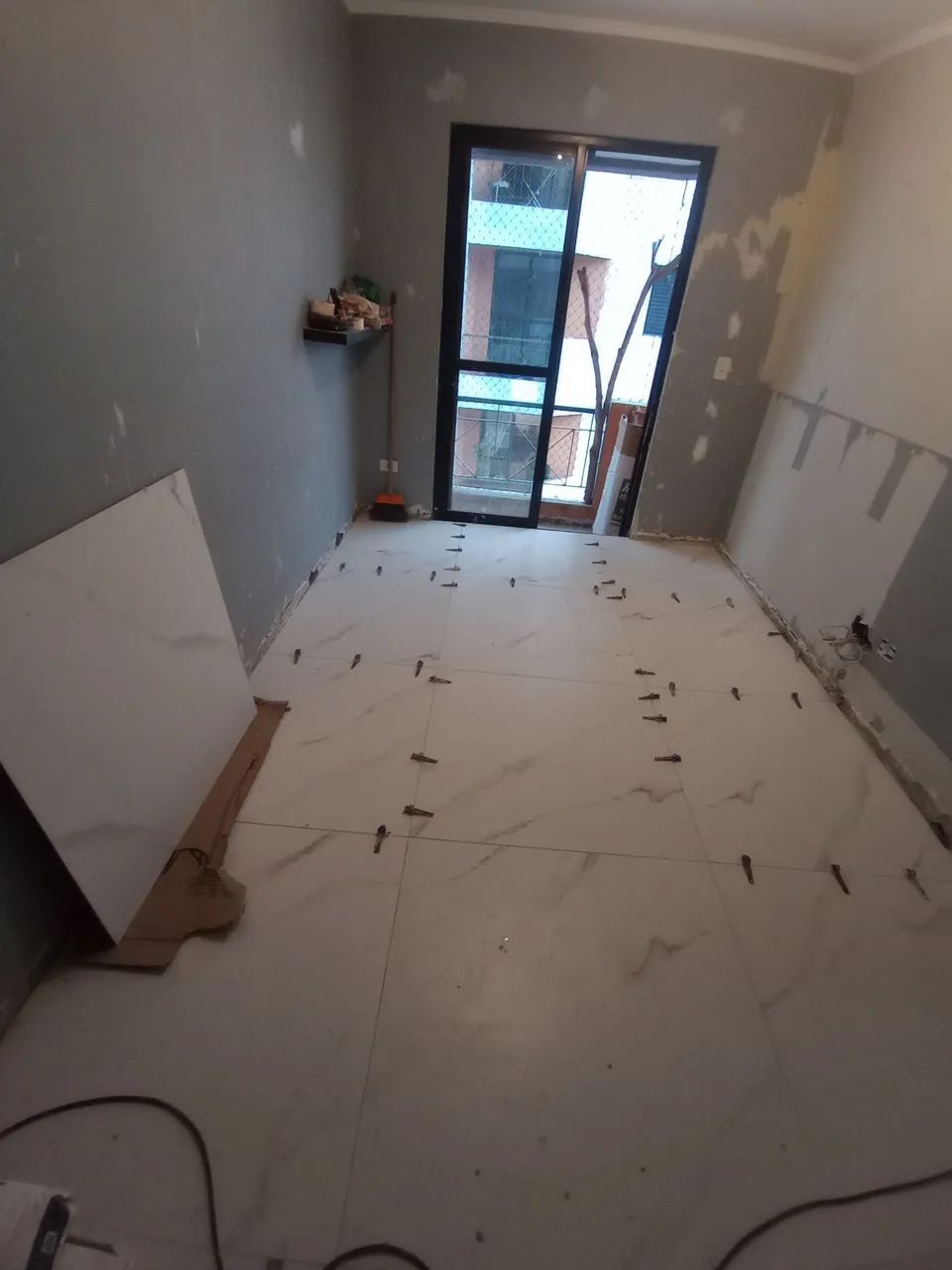 Azulejista e acabamento 