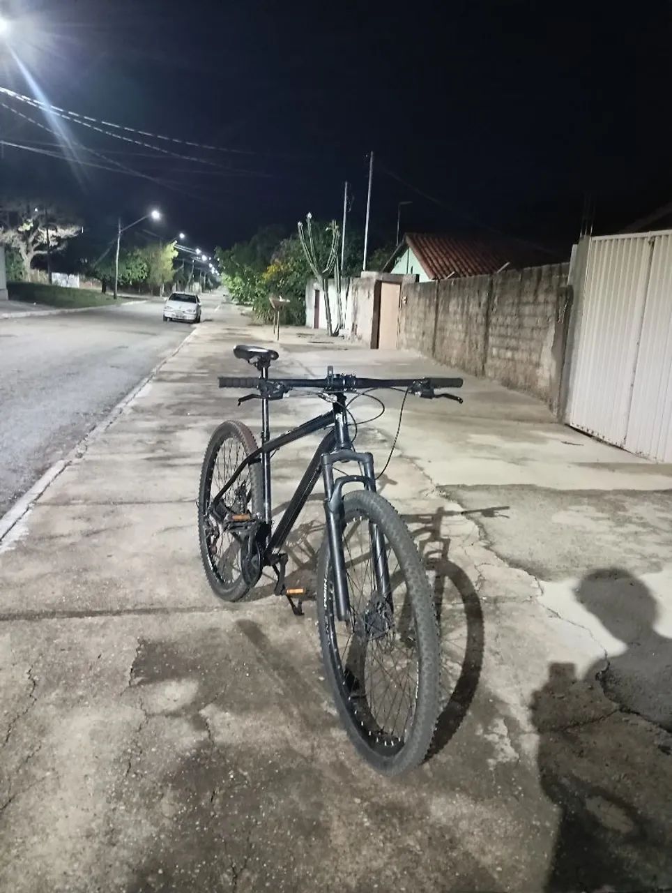 Bicicleta MTB  aro 29 (com defeito)