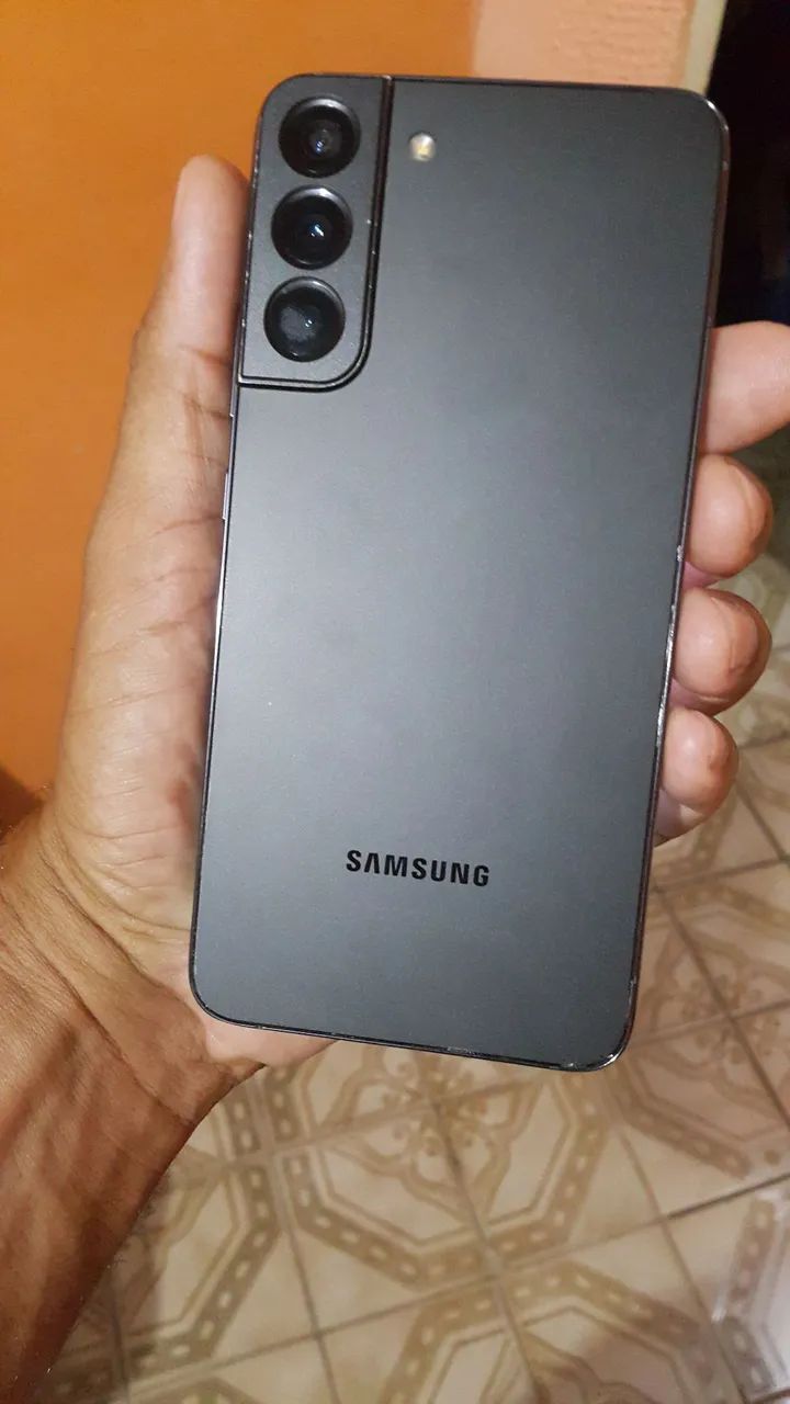 Samsung  Galaxy s22+ 128gb - Foto 5
