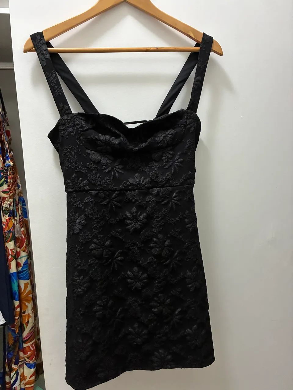 Vestido preto elegante 