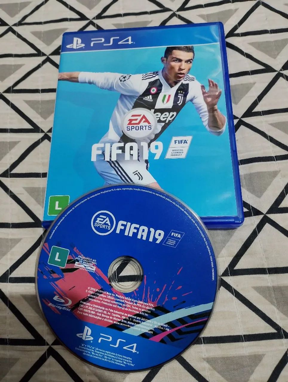 FIFA 19 PS4 faço Olx pay 