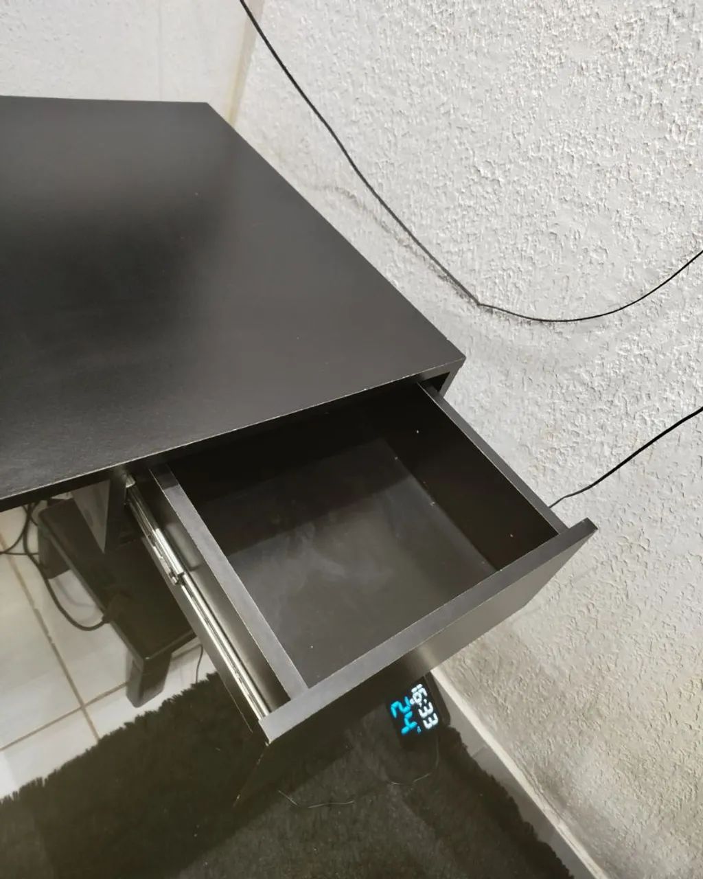 Mesa Para Computador Escrivaninha Usada - Foto 4