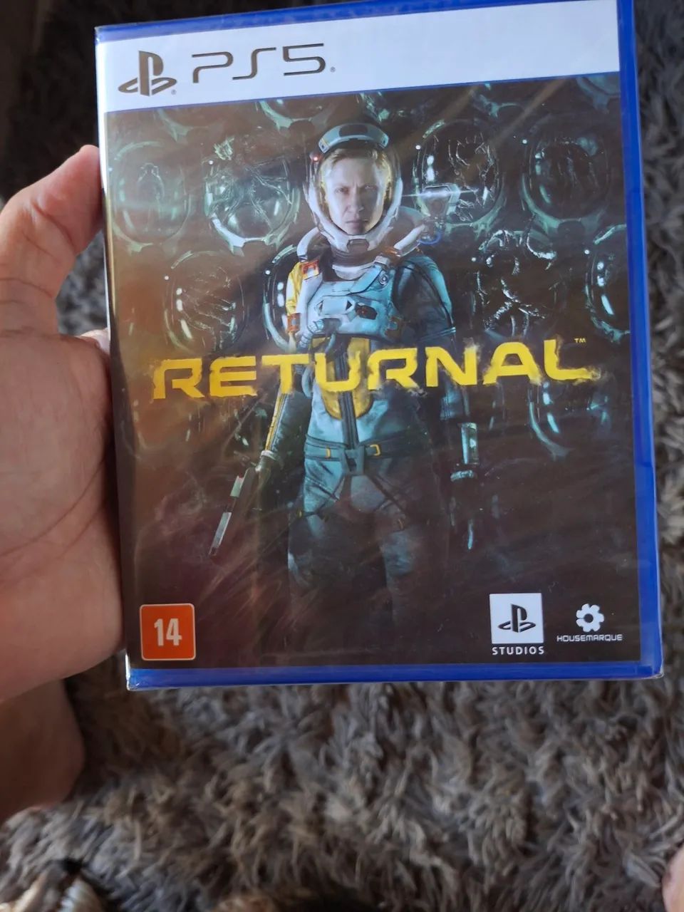 Jogo ps5 RETURNAL LACRADO 