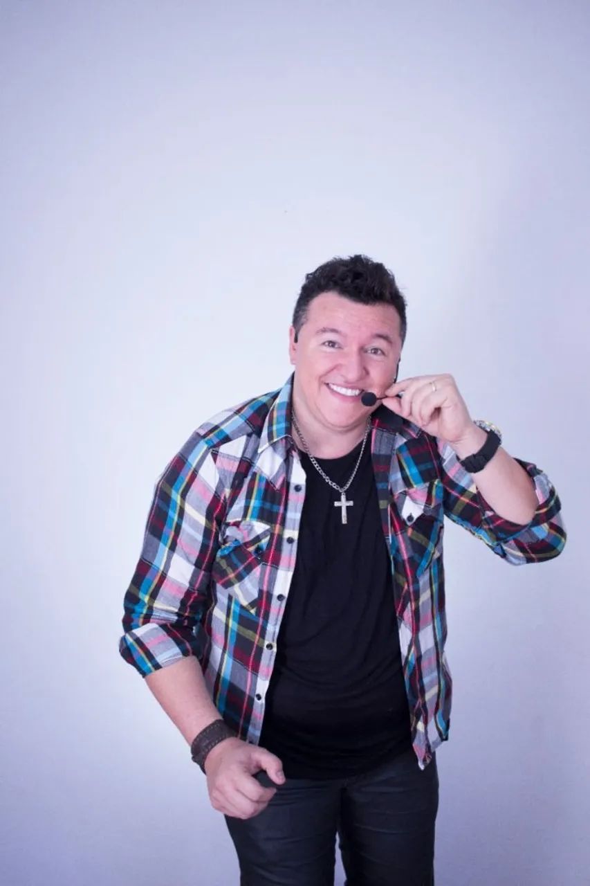 CANTOR TECLADISTA DE GOIÂNIA PARA SEU EVENTO  - Foto 2