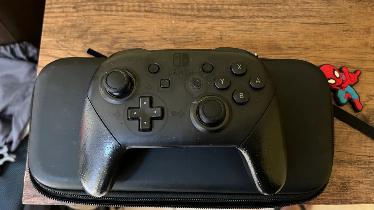 Nintendo Switch OLED Completo + Pro Controller e Acessórios! - Foto 3