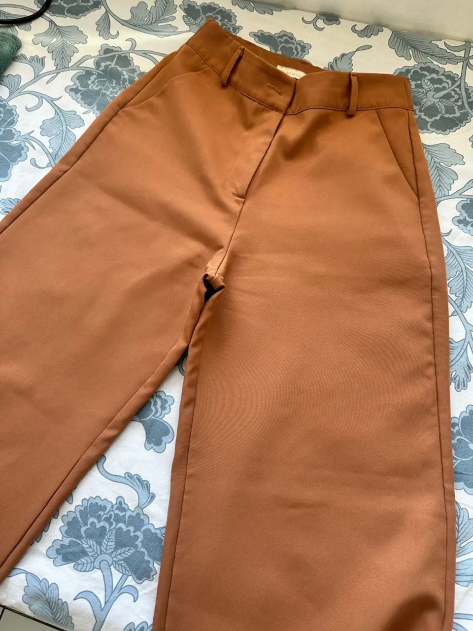 Calça caramelo 