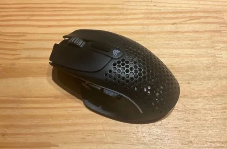 Mouse glorious MODEL I 2