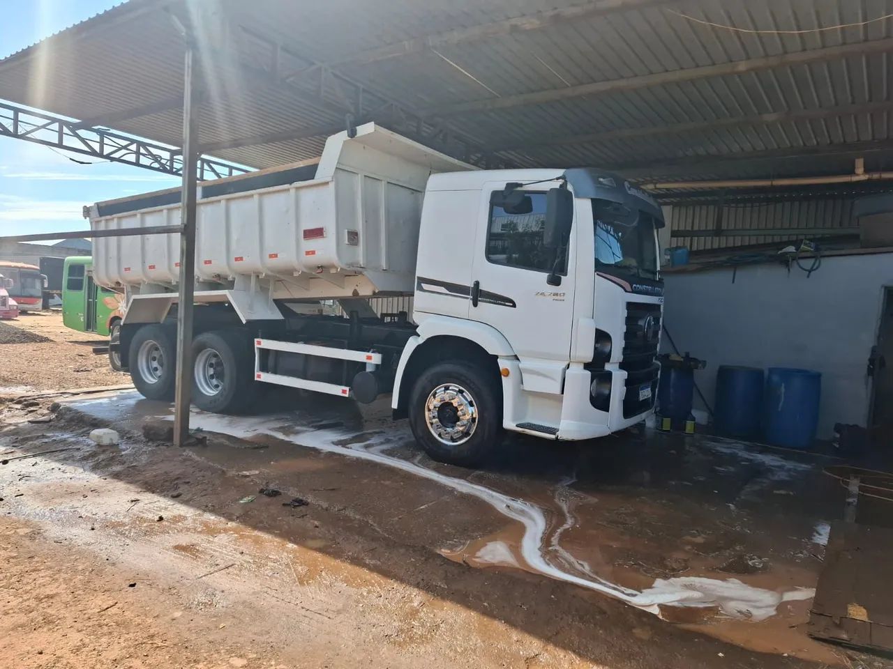 Caminhão caçamba 24280 - Foto 4