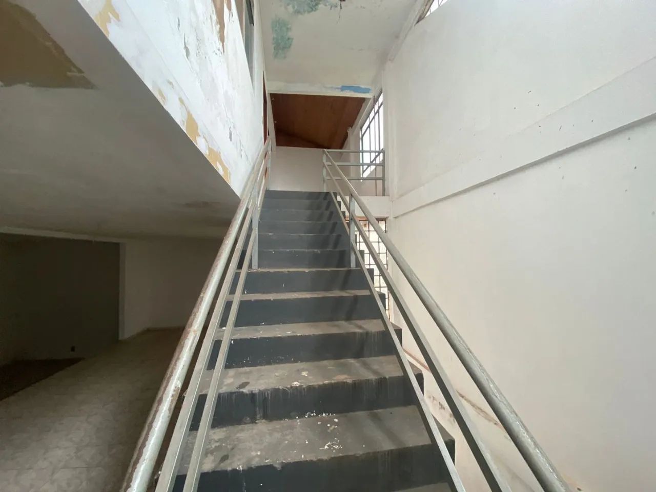 Prédio Comercial no Monte Líbano - Foto 5