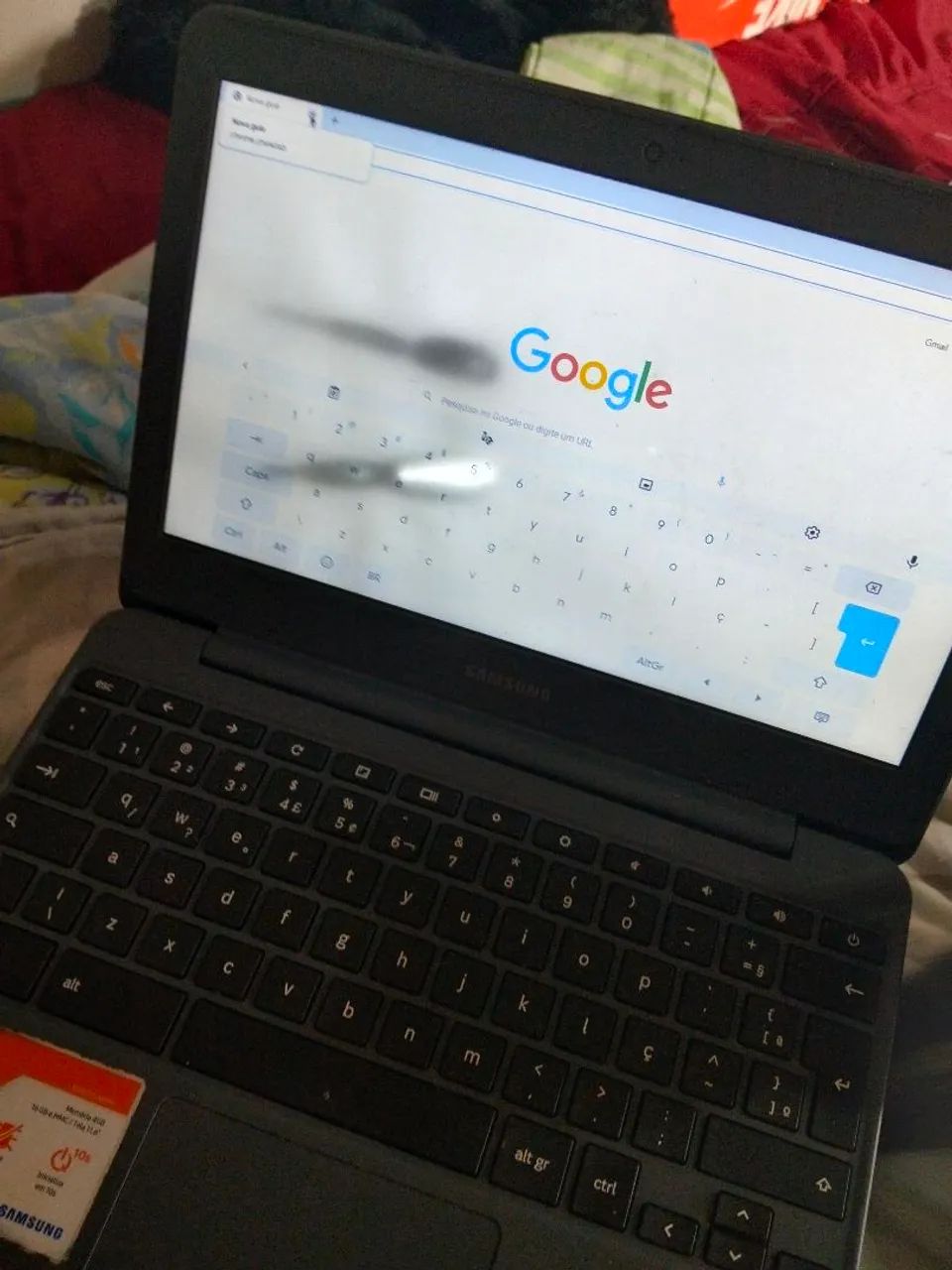 Chromebook valor negociável com pequenos defeitos 