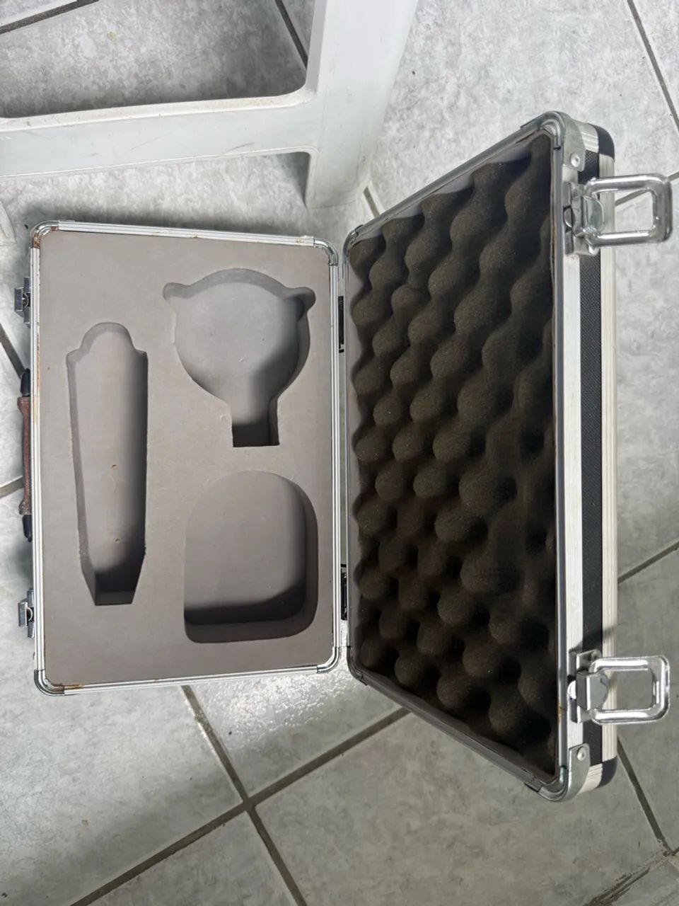 Microfone Condensador Behringer B-1 + Acessórios - Foto 3