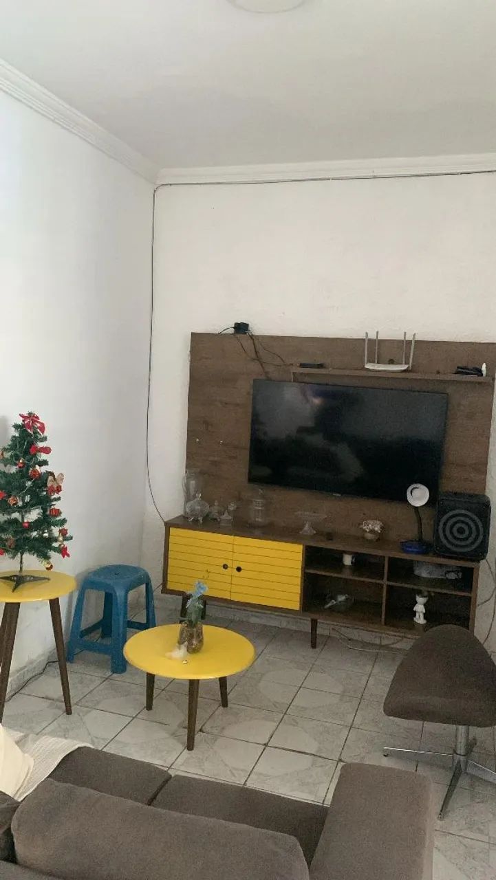 Vendo Casa de térreo com primeiro andar - Foto 3