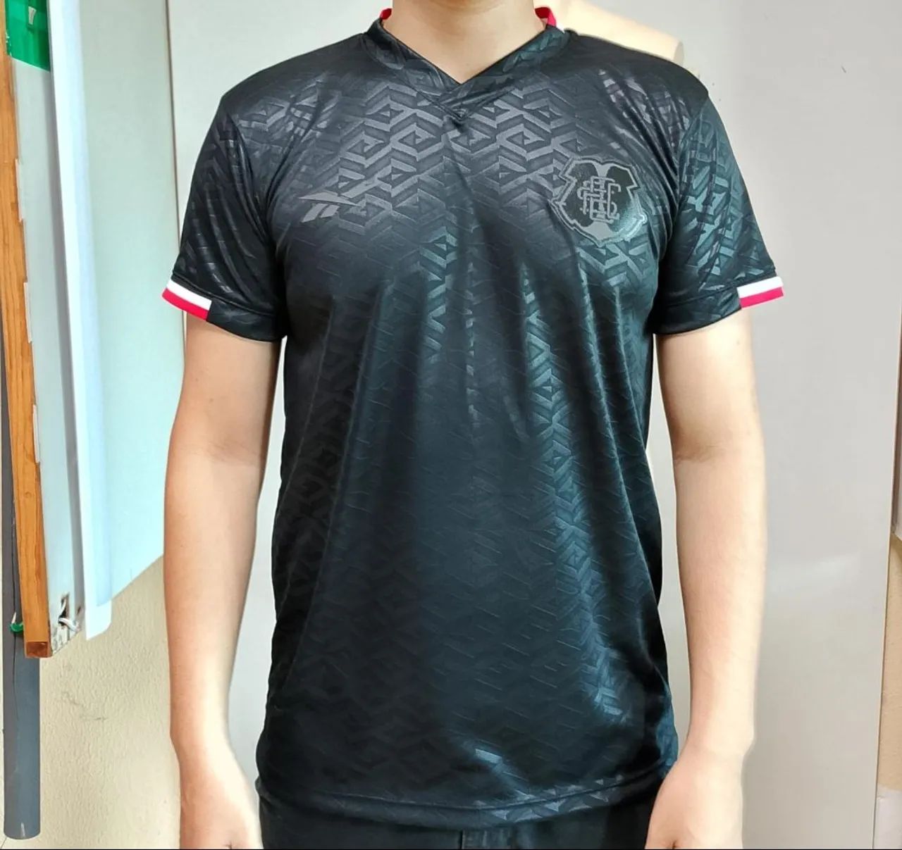 Camisa Santa  cruz Reebok 3D preta (G e GG)