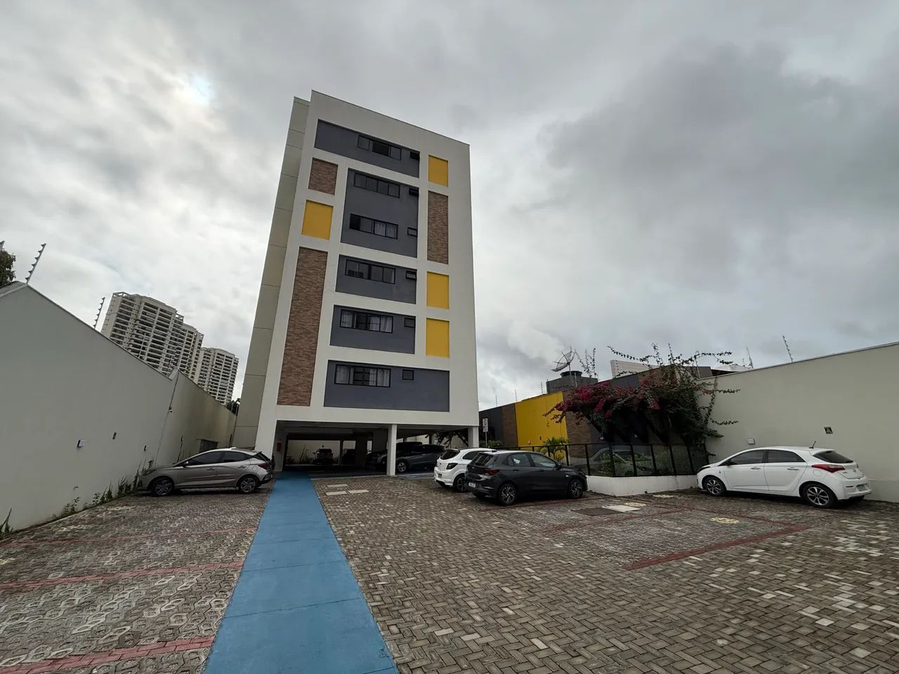 Alugo apartamento no Capim Macio