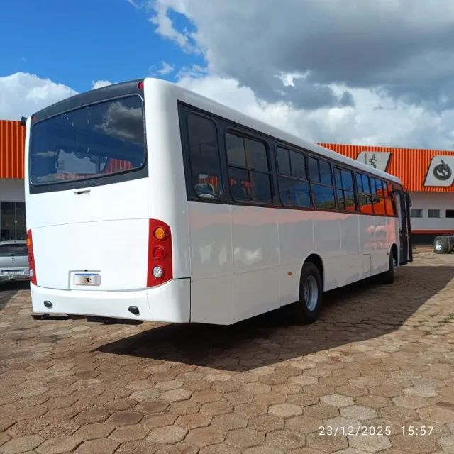 Ônibus Volkswagen VW Comil Svelto 2012/12 - Foto 2
