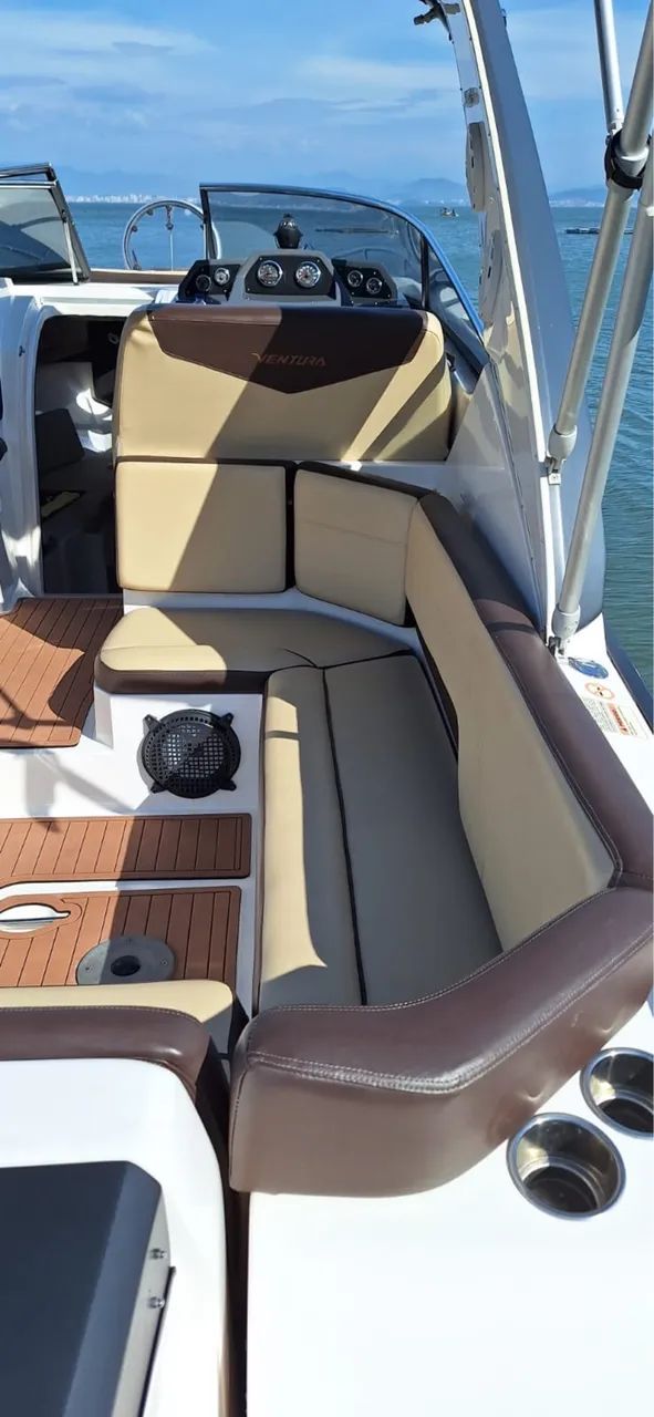 LANCHA VENTURA 300 30 pés  - Foto 3