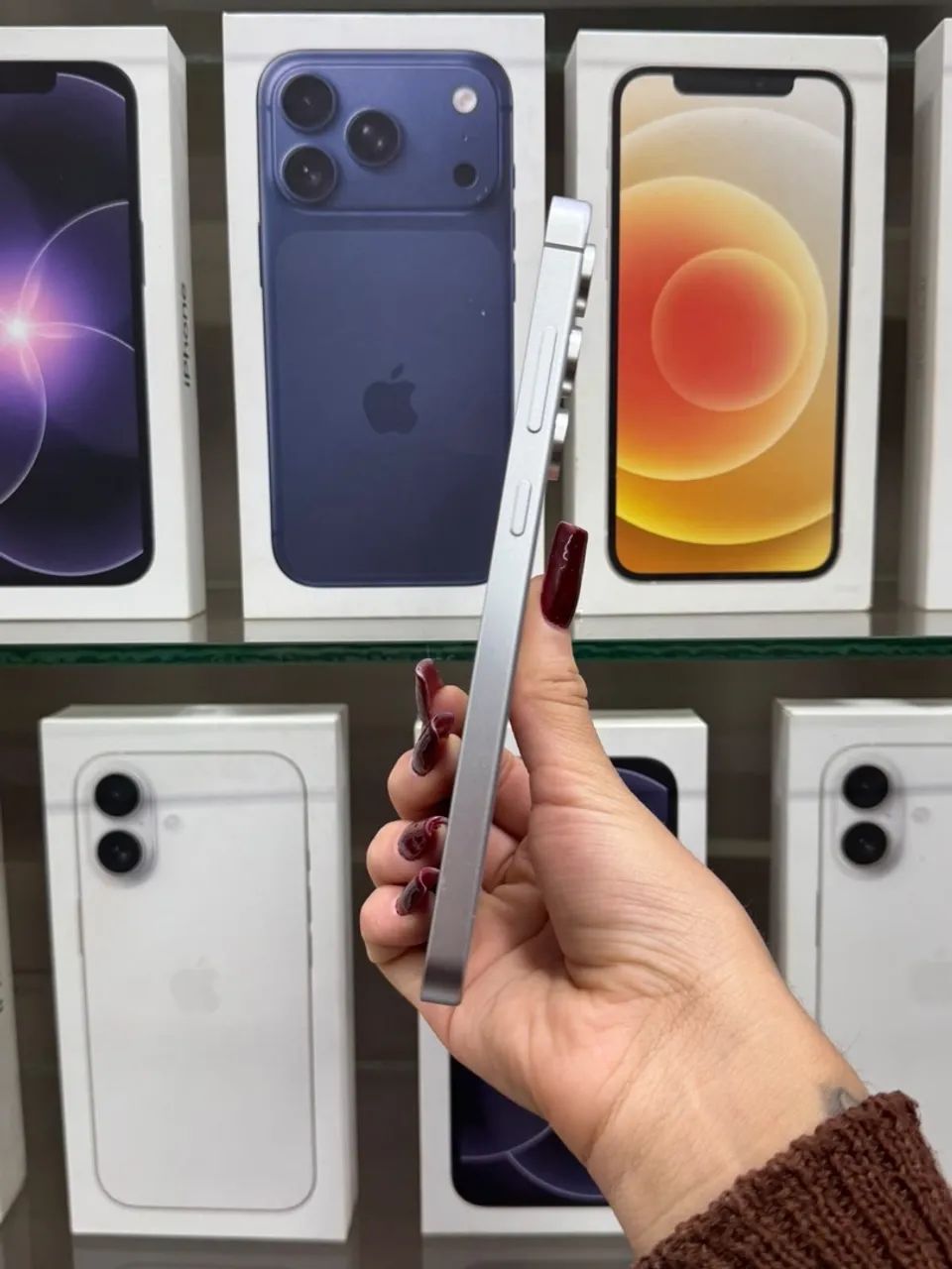Sansung galaxy s24 FE 128gigas 8ram branco  - Foto 2