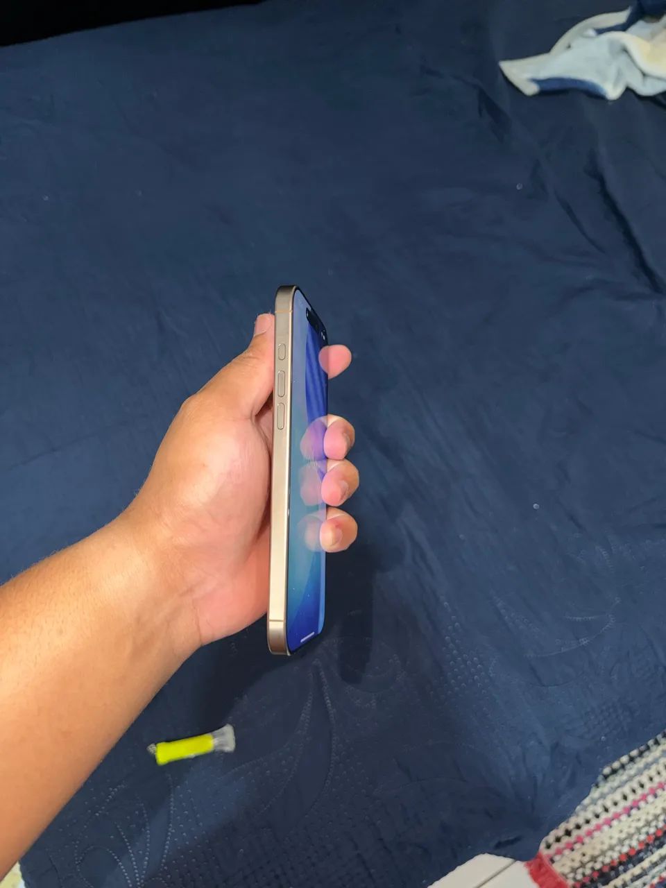 Vende-se iPhone 16 pro max  - Foto 4