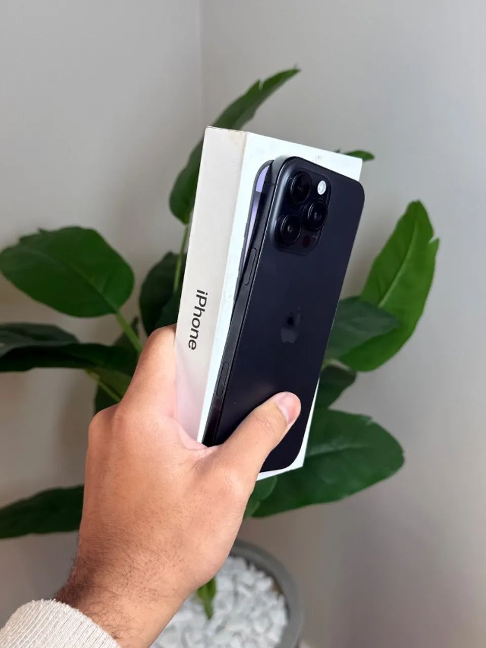 iPhone 16 Pro Max 256GB - Preto - Foto 3