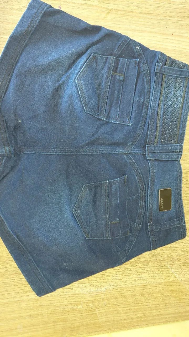 Short jeans