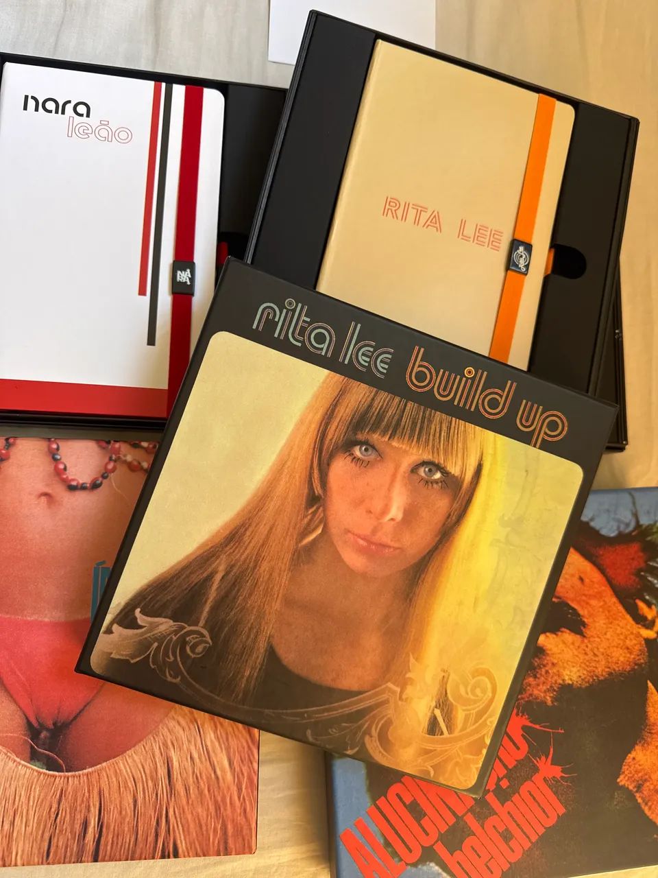 Fanbox Universal Music sem CD - Gal, Caetano, Belchior, Nara e Rita Lee - Foto 3