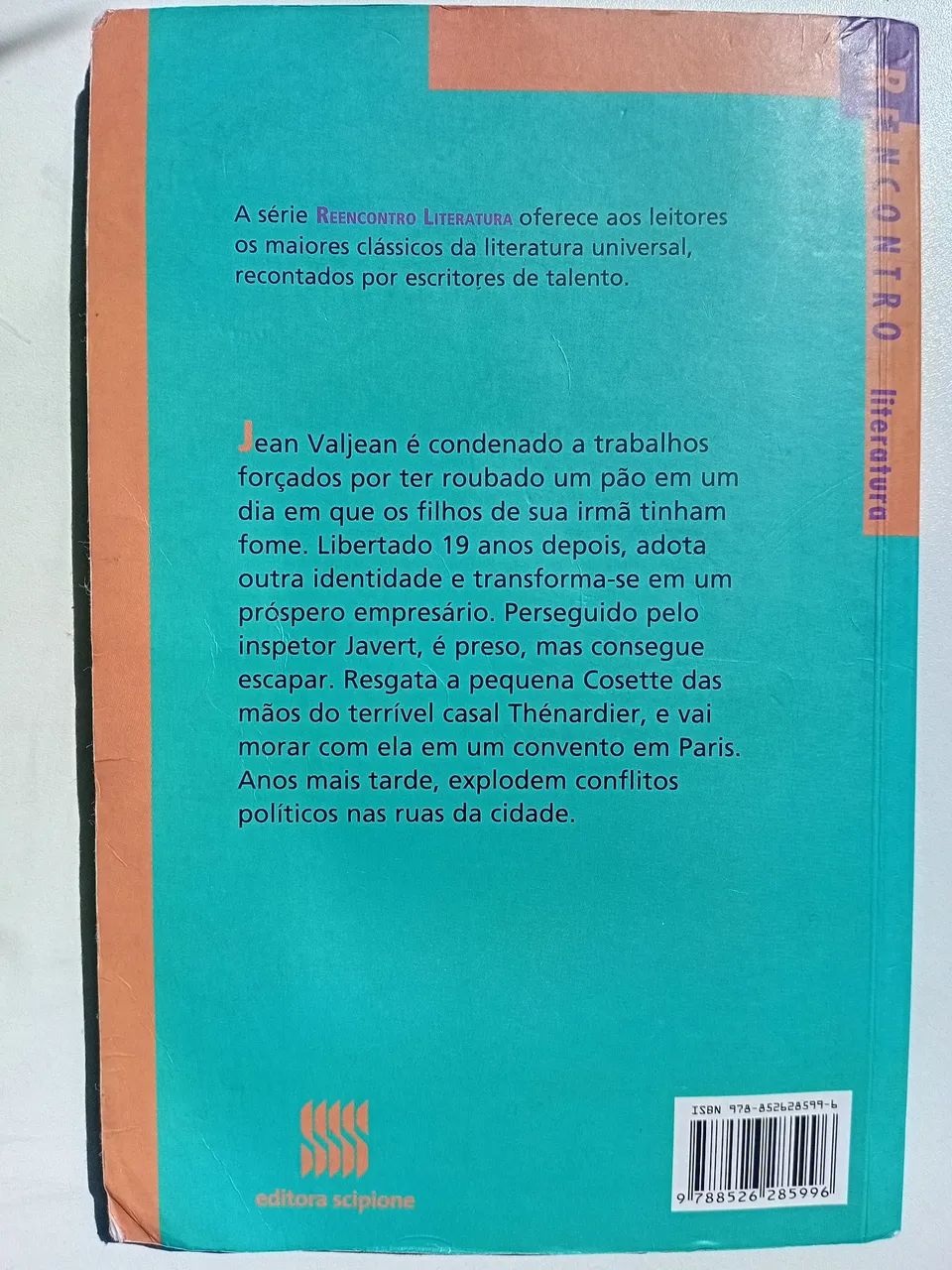 Livro os miseráveis editora sipione usado - Foto 2