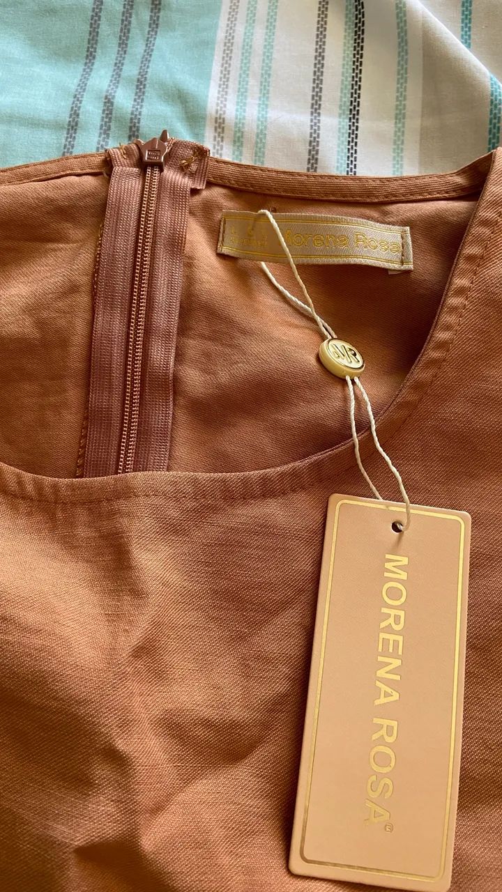 Macacão Morena Rosa Novo com Etiqueta - Elegante e Original - Foto 4