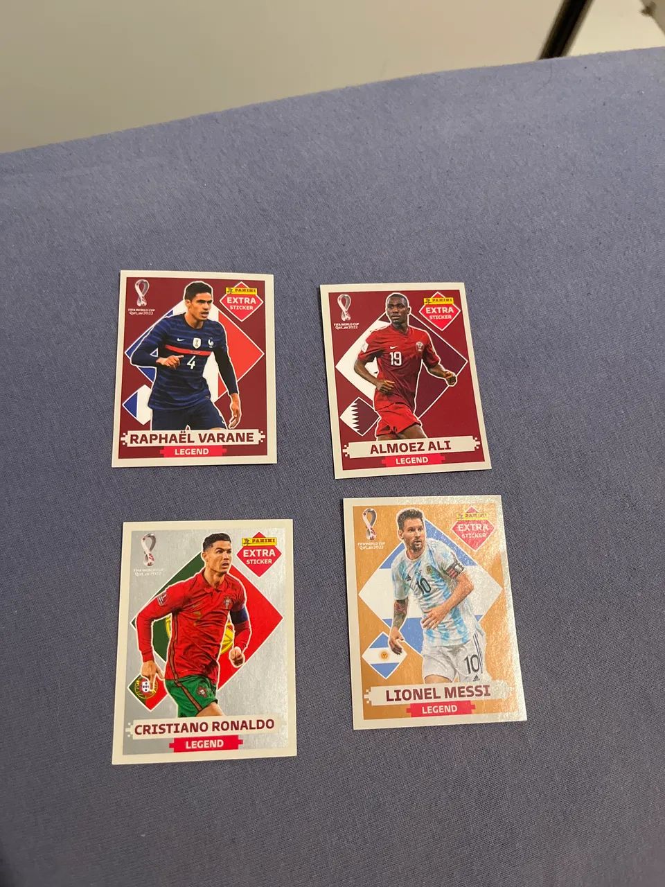 Figurinhas legends 2022