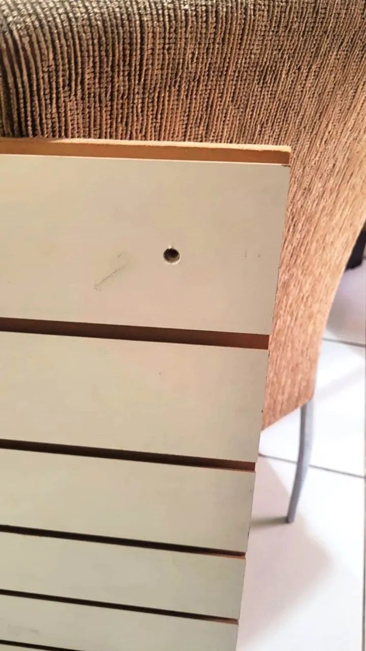 Painel Expositor com 40 ganchos - Foto 3