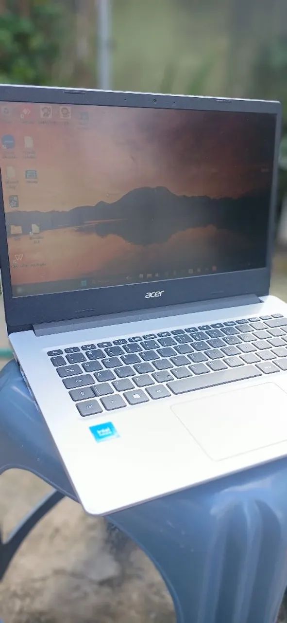 Notebook Acer 3 conservado - Foto 2
