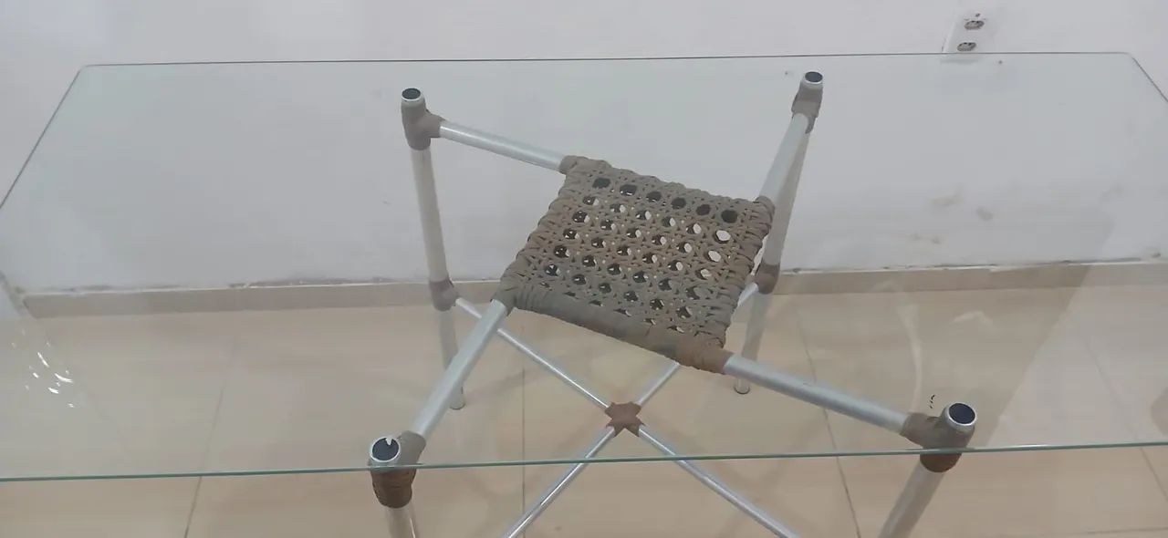 Mesa com tampo de vidro  - Foto 3