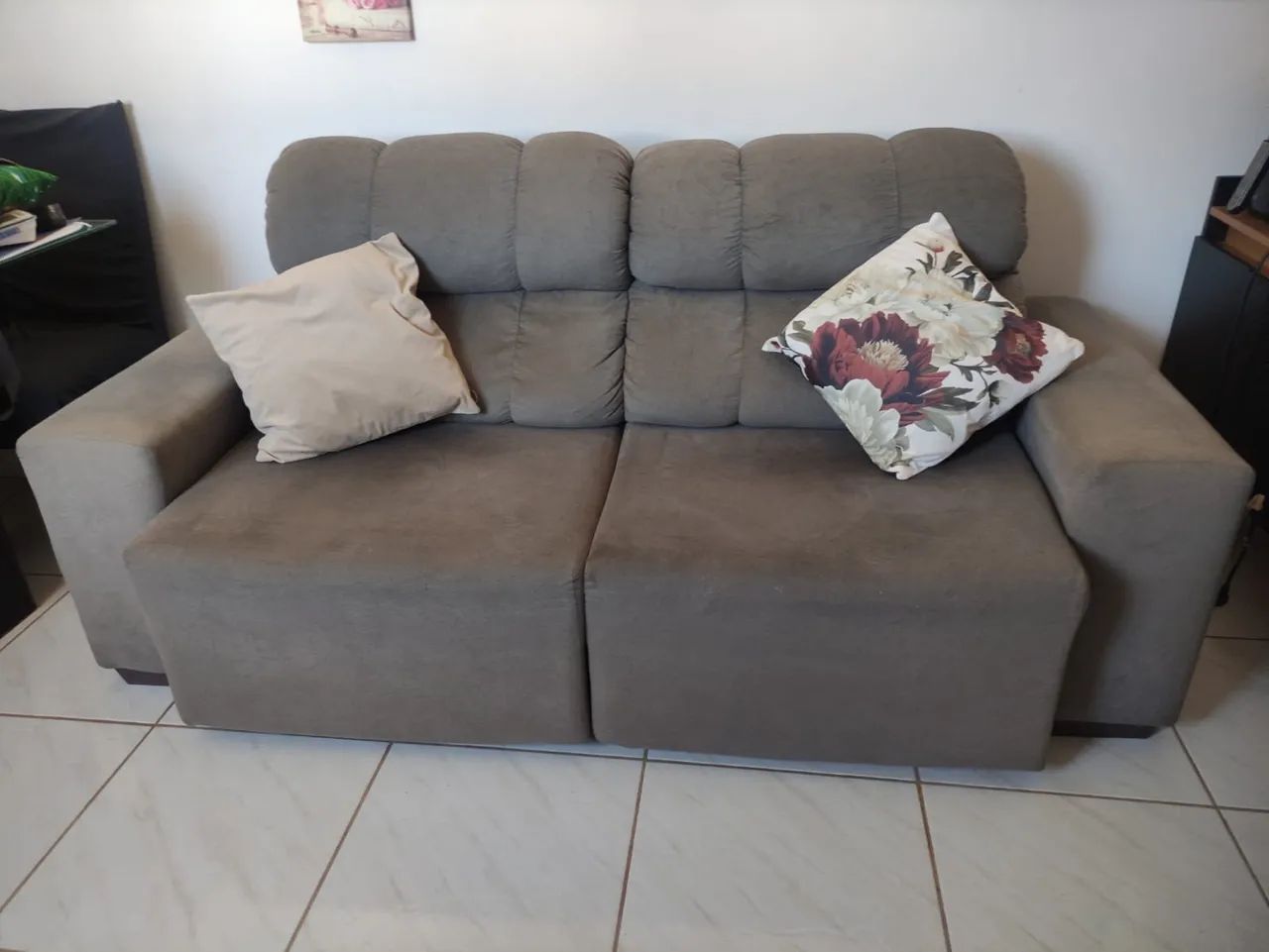 Sofá Retrátil e reclinável 2m - 3 Lugares 