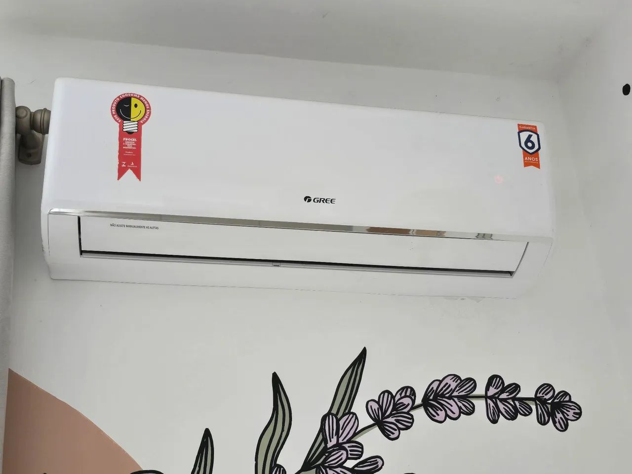 Ar-condicionado Split Gree de 12.000 BTUs, quente e frio, 220V. - Foto 2