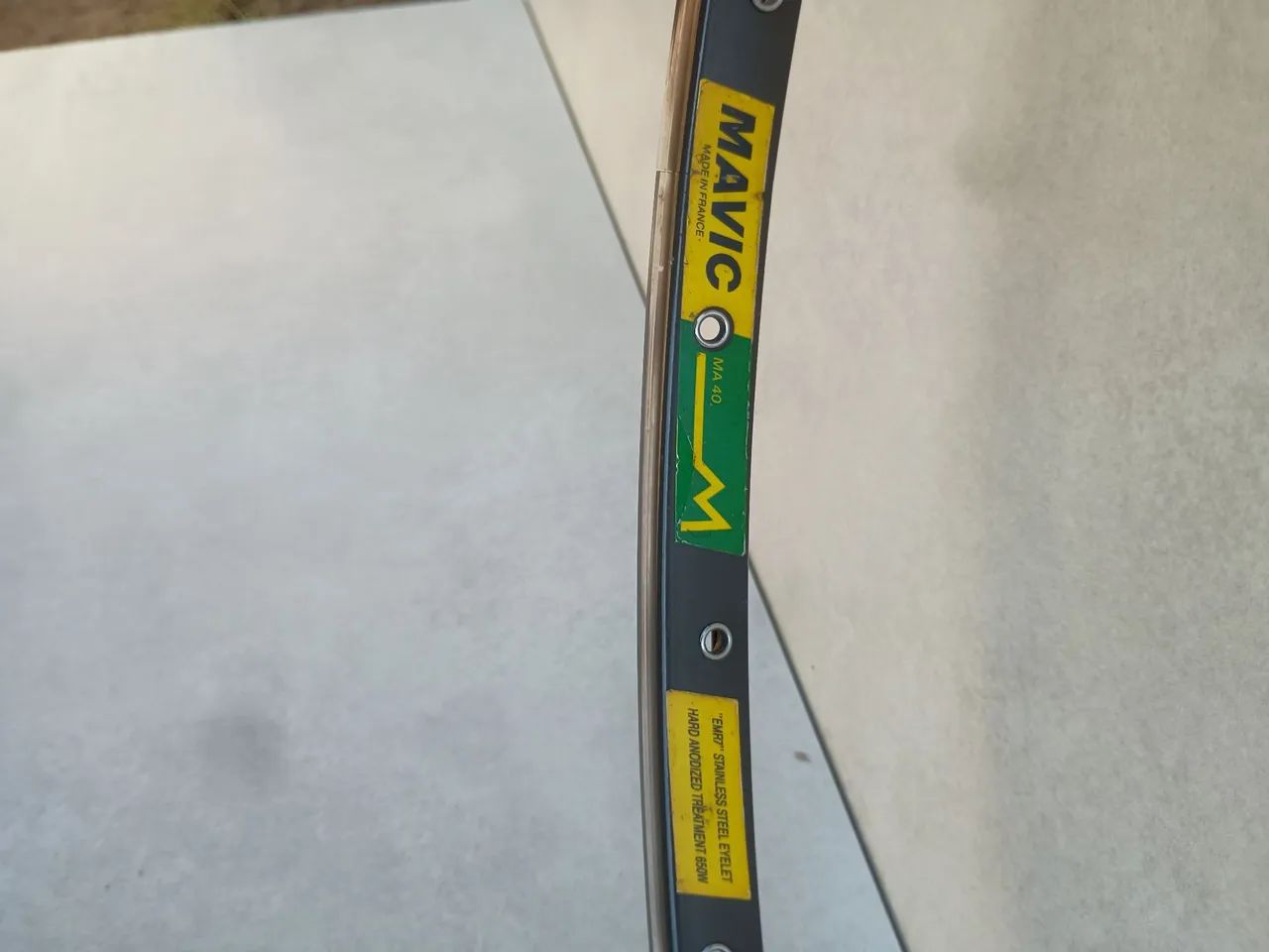 Folha de aro Mavic MA 40( 32 furos ) RAIOS speed 700