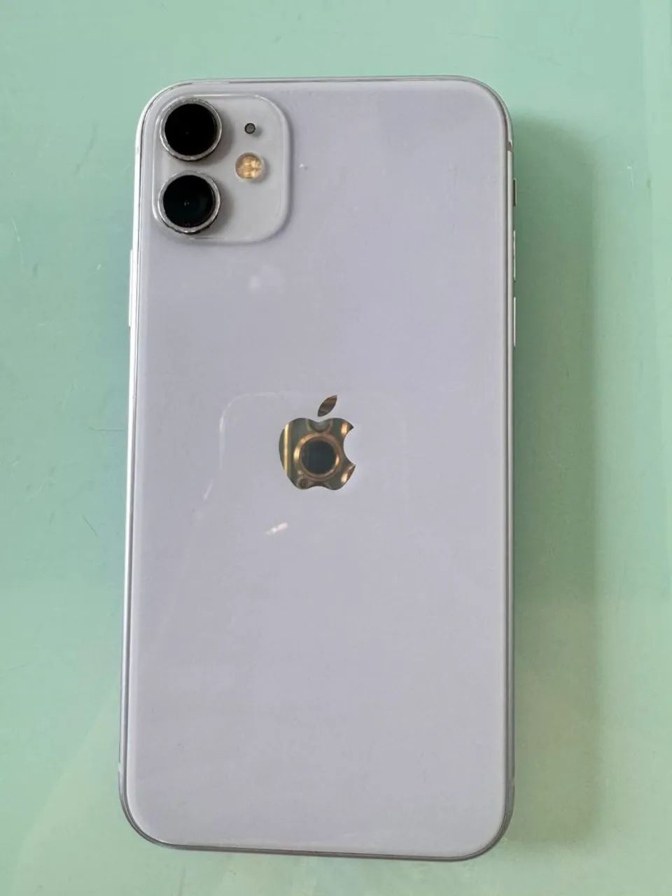 Iphone 11- 128gb