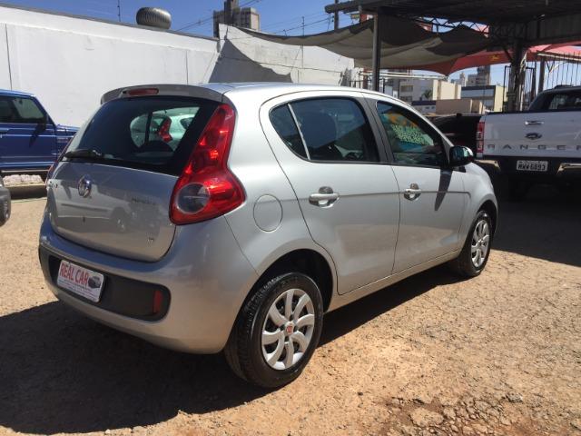 Palio Attractive 1.4 8v Flex 2013 Prata Completo - Foto 5
