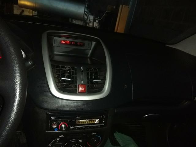 Peugeot 207 1.4 xr s 2011 top - Foto 19