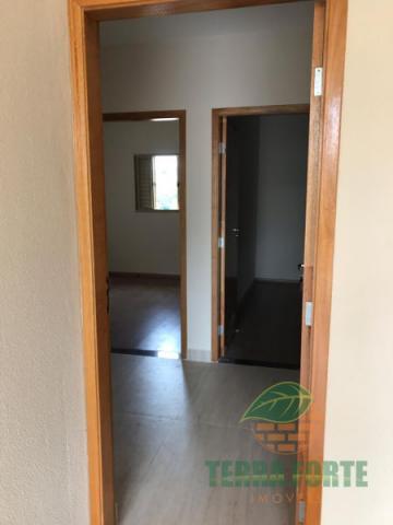 Casa geminada com 3 quartos - Bairro Jardim Santo Antônio em Cambé - Foto 4