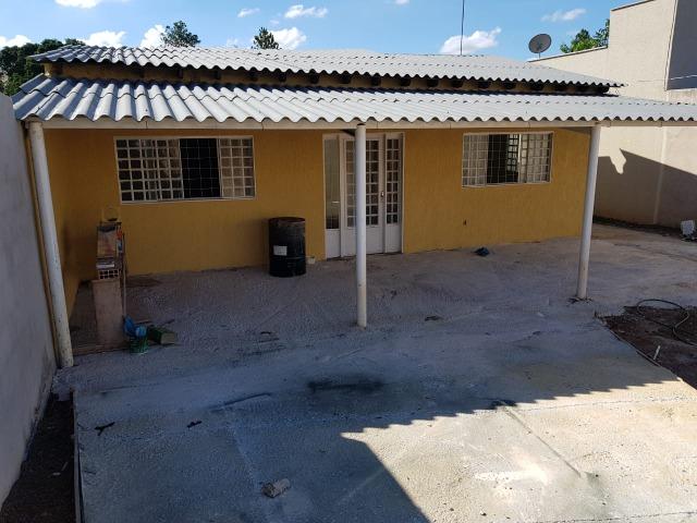 Vendo uma casa na arniqueiras bem localizada no conjunto 06