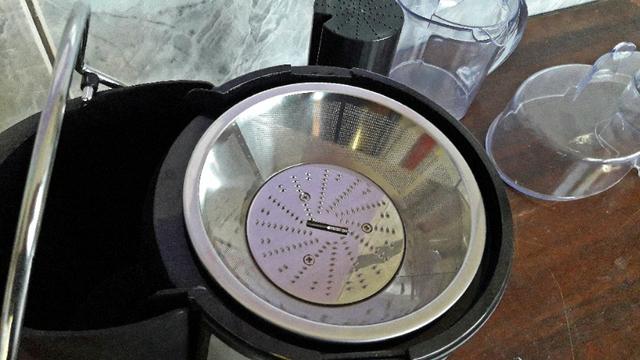 Centrifuga de suco Fun Kitchen - Foto 6
