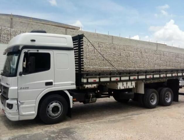 Mb Atego 2426 truck carroceria - Foto 2