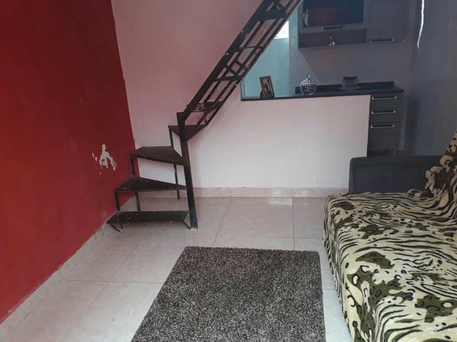 Vendo uma casa dois anda 2 quarto quintal na frente e atrás - Foto 2