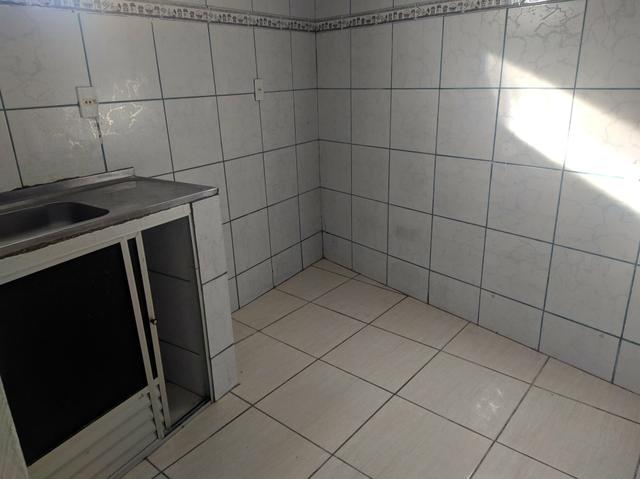 Aluga-se casa no tancredo neves (2° andar) - 400 reais - Foto 4