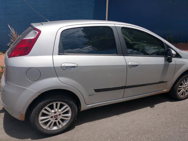 Vende-se Fiat Punto 2011/2012 1.4 Completo - Foto 3
