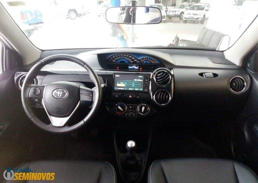 Etios Sedan XLS 1.5 - Foto 3