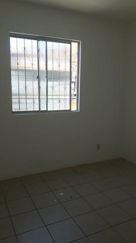 Casa em boa localização - Foto 6