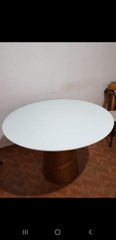 Mesa Cone Lacca Redonda