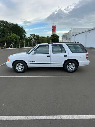 Carros na Web  Chevrolet Blazer Executive 4.3 V6 4x2 AT 2000