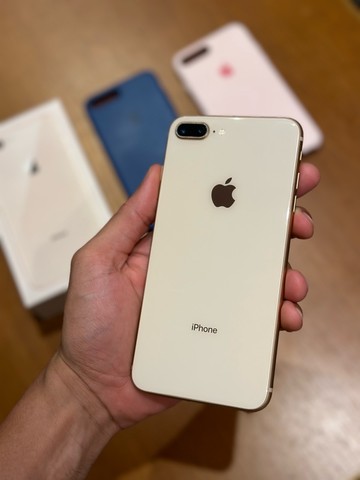 iPhone 8 Plus